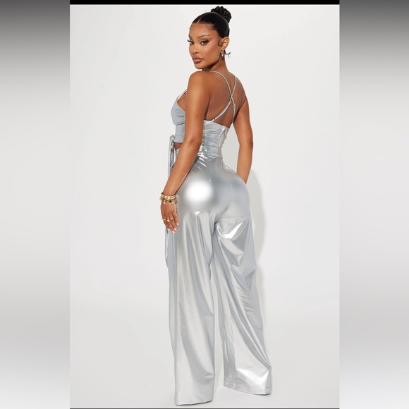 FASHIONNOVA Out In Space Pant Set - Picture 3 of 6